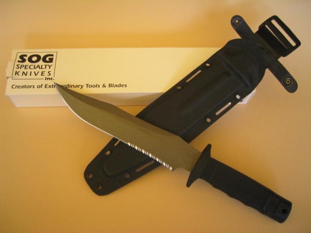 SOG Tigershark (Powdered)